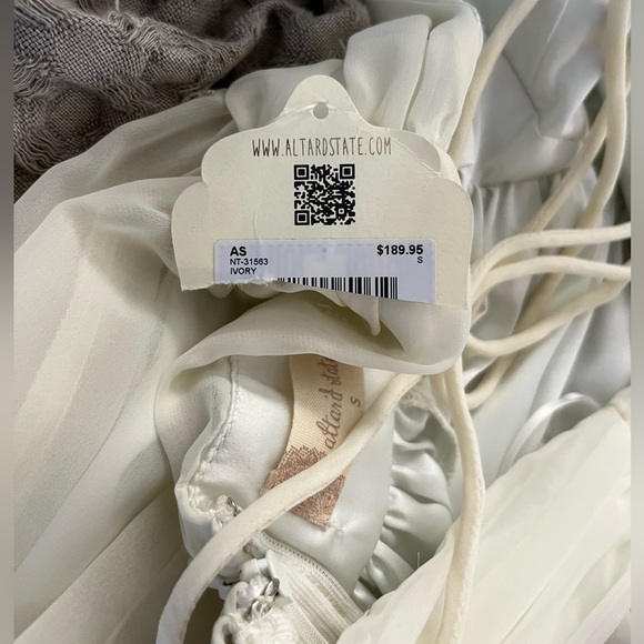 ALTARD STATE - Picture 4 of 4